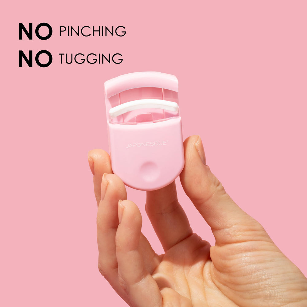 JAPONESQUE travel eyelash curler pink compact design enables quick mascara prep