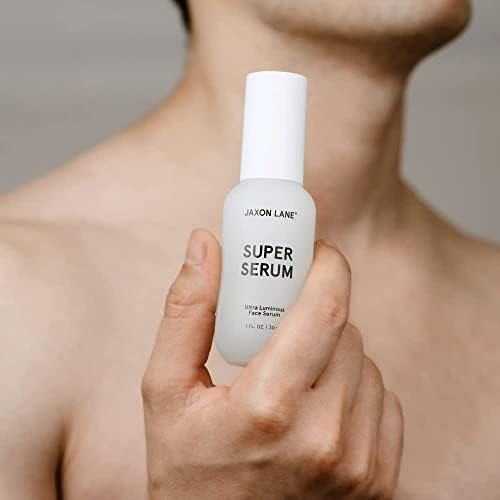 JAXON LANE SUPER SERUM hyaluronic-acid boost highlights plump, moisturized skin texture.
