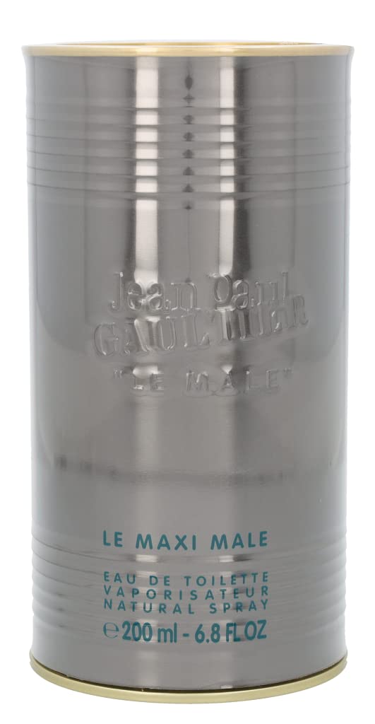Jean Paul Gaultier Le Male atomizer in action for long-lasting fragrance