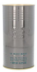 Jean Paul Gaultier Le Male atomizer in action for long-lasting fragrance