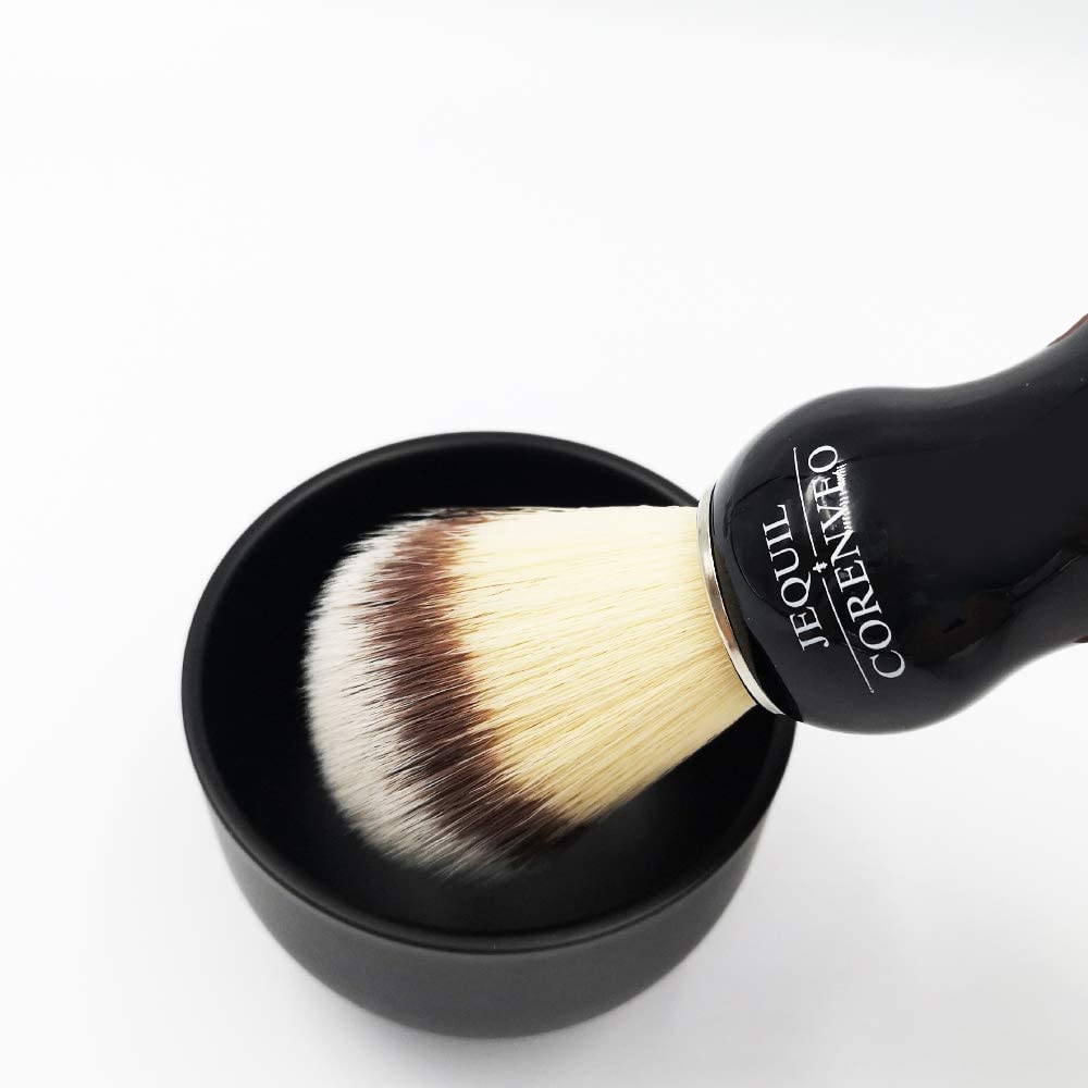 JEQUIL&CORENVEO Razor and brush holder provides balanced, stable countertop presence.