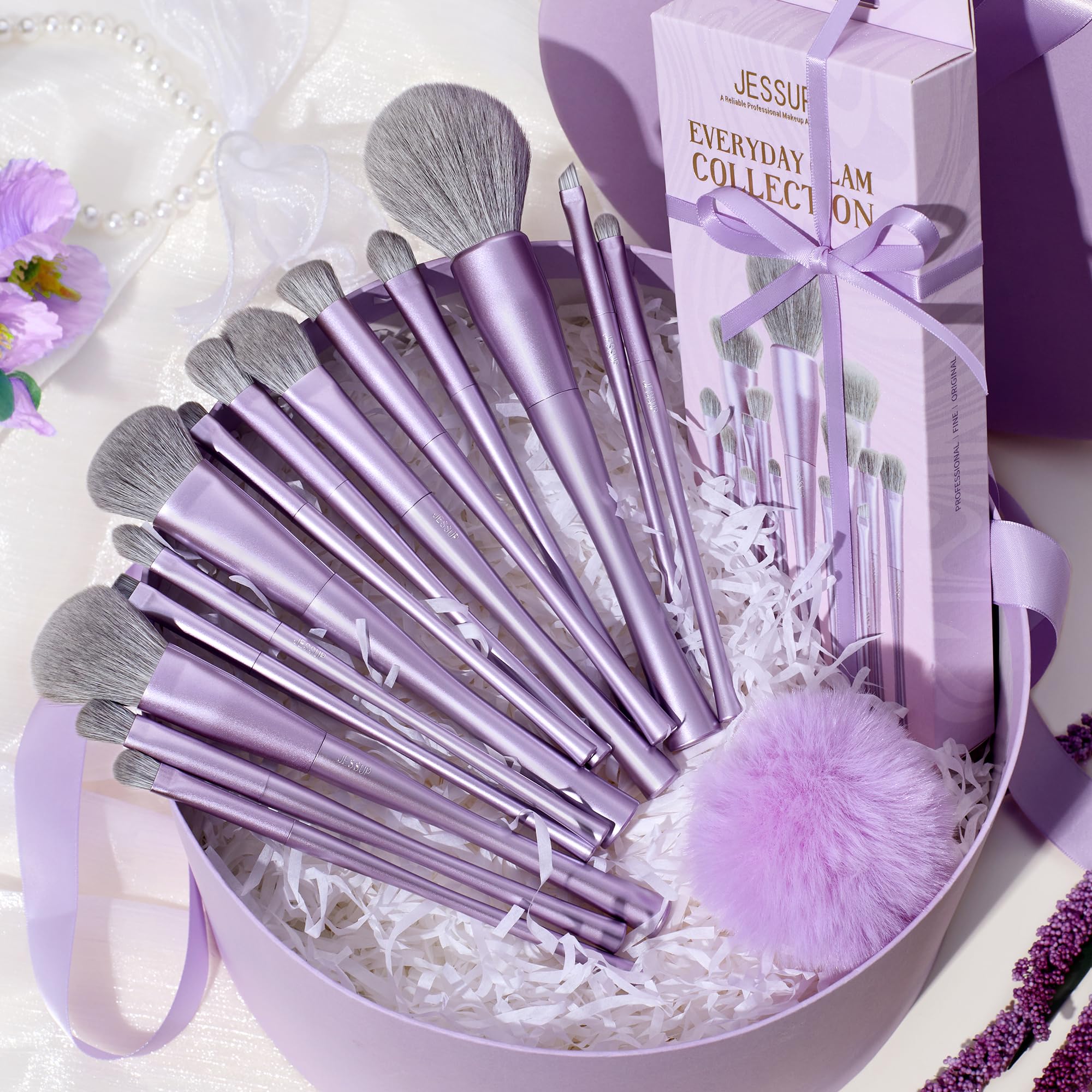 Jessup gift box packaging ideal for gifting on holidays.