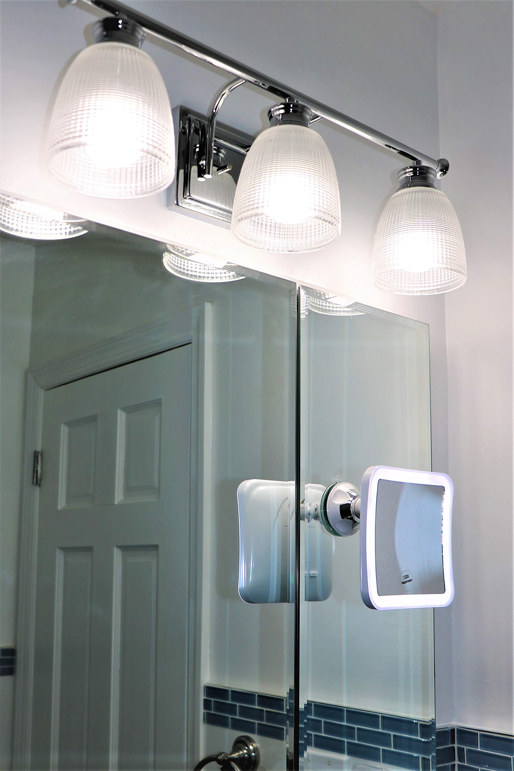 JiBen travel-friendly foldable vanity mirror for on-the-go use.