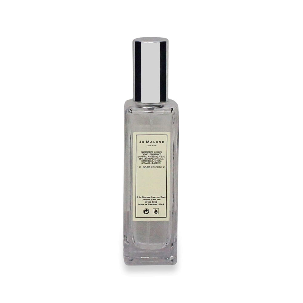 Gift-ready Jo Malone Nectarine Blossom & Honey packaging.