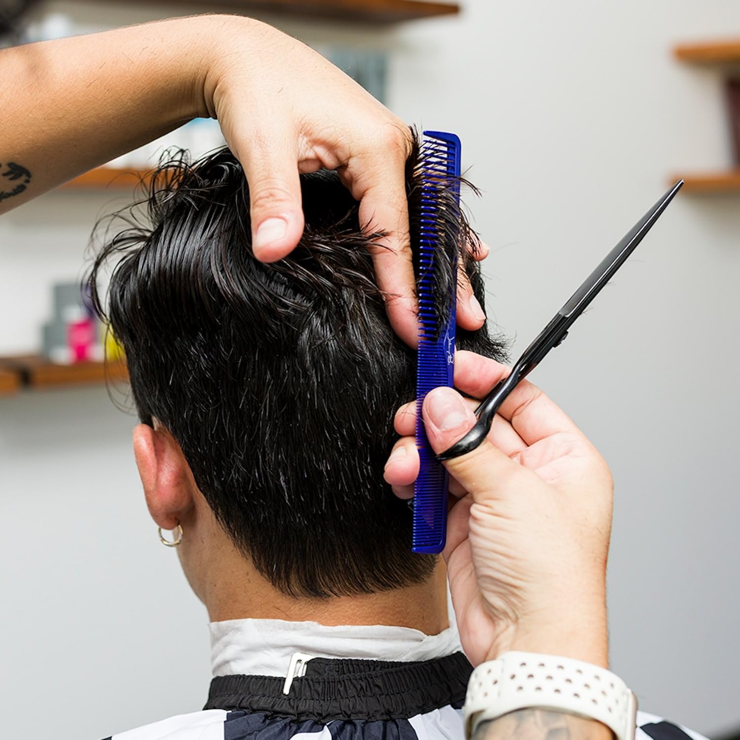 Johnny B versatile 4-pack supports adults and children with flexible teeth for different hair thickness.