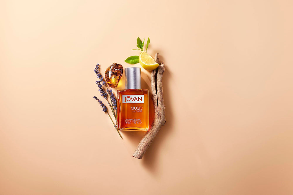 Jovan Musk for Men notes display carnation, lavender and amber for confidence.
