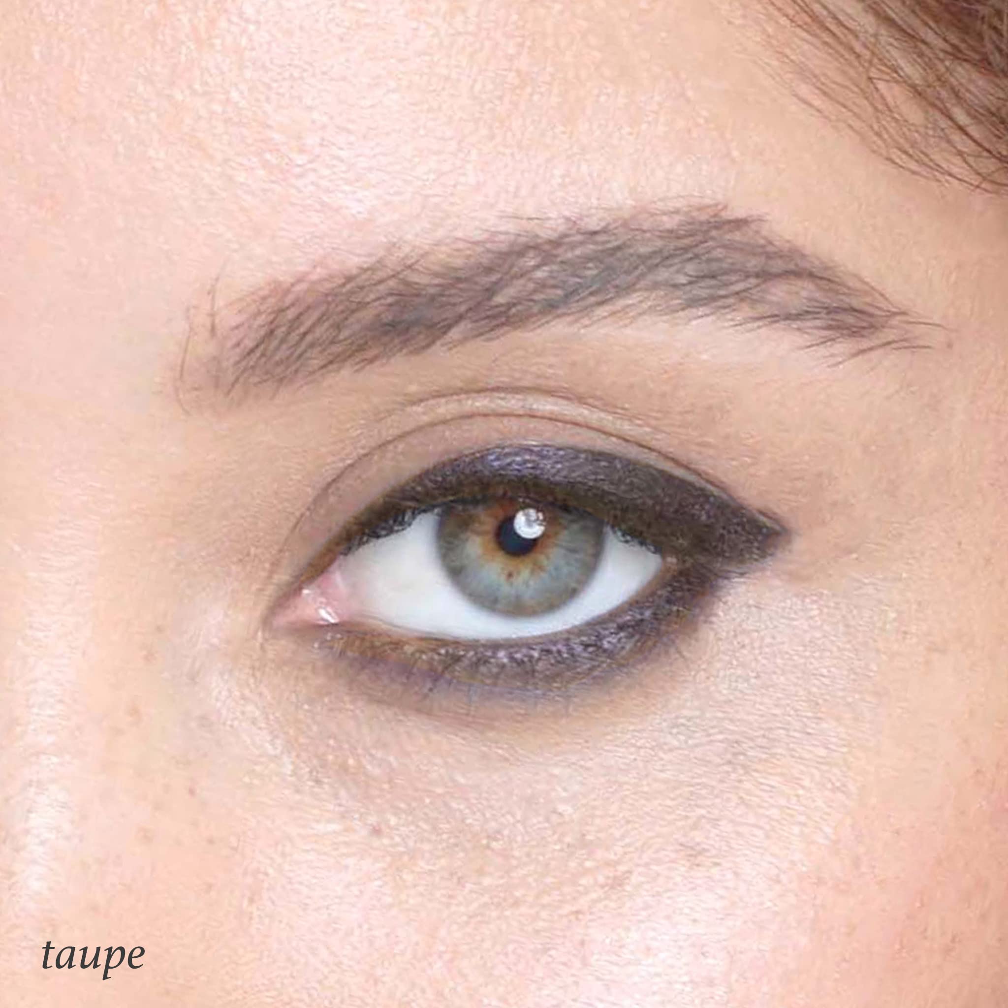 Julep Brow 101 precision-tip pencil close-up for natural hair-like strokes