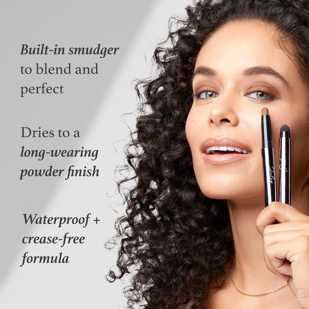Julep Eyeshadow 101 built-in smudger allows quick blending without brushes.