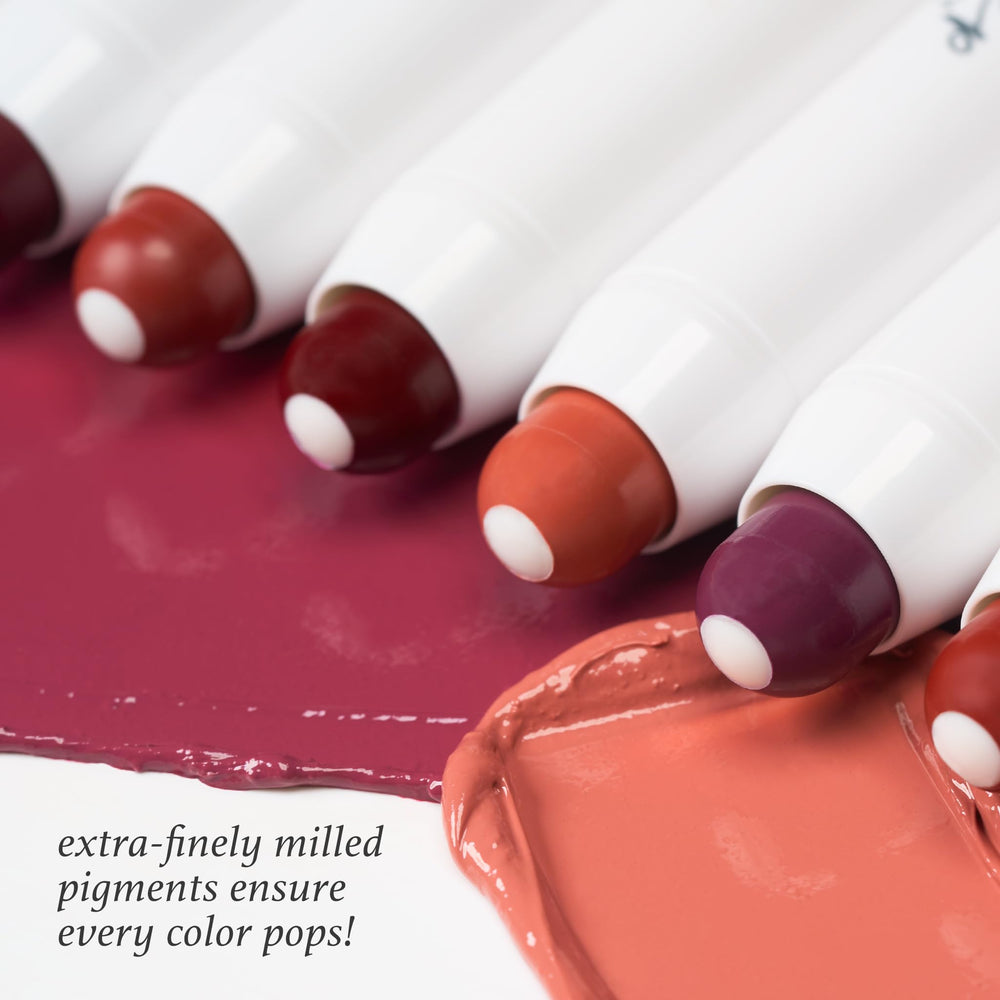 Julep glossy-finish closeup shows natural sheen without heavy gloss