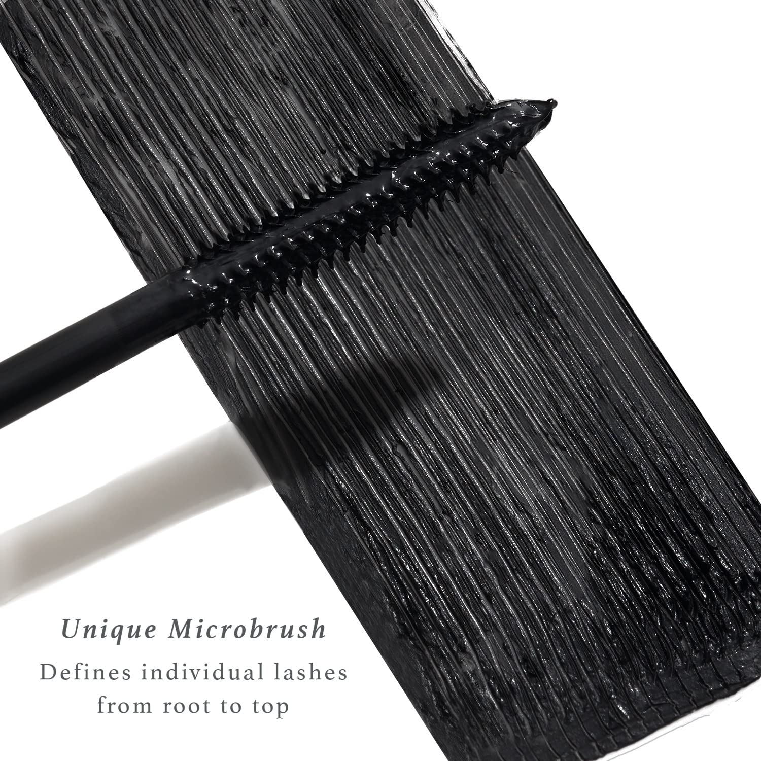 Julep Length Matters mascara no-clump formula providing smooth lash separation.