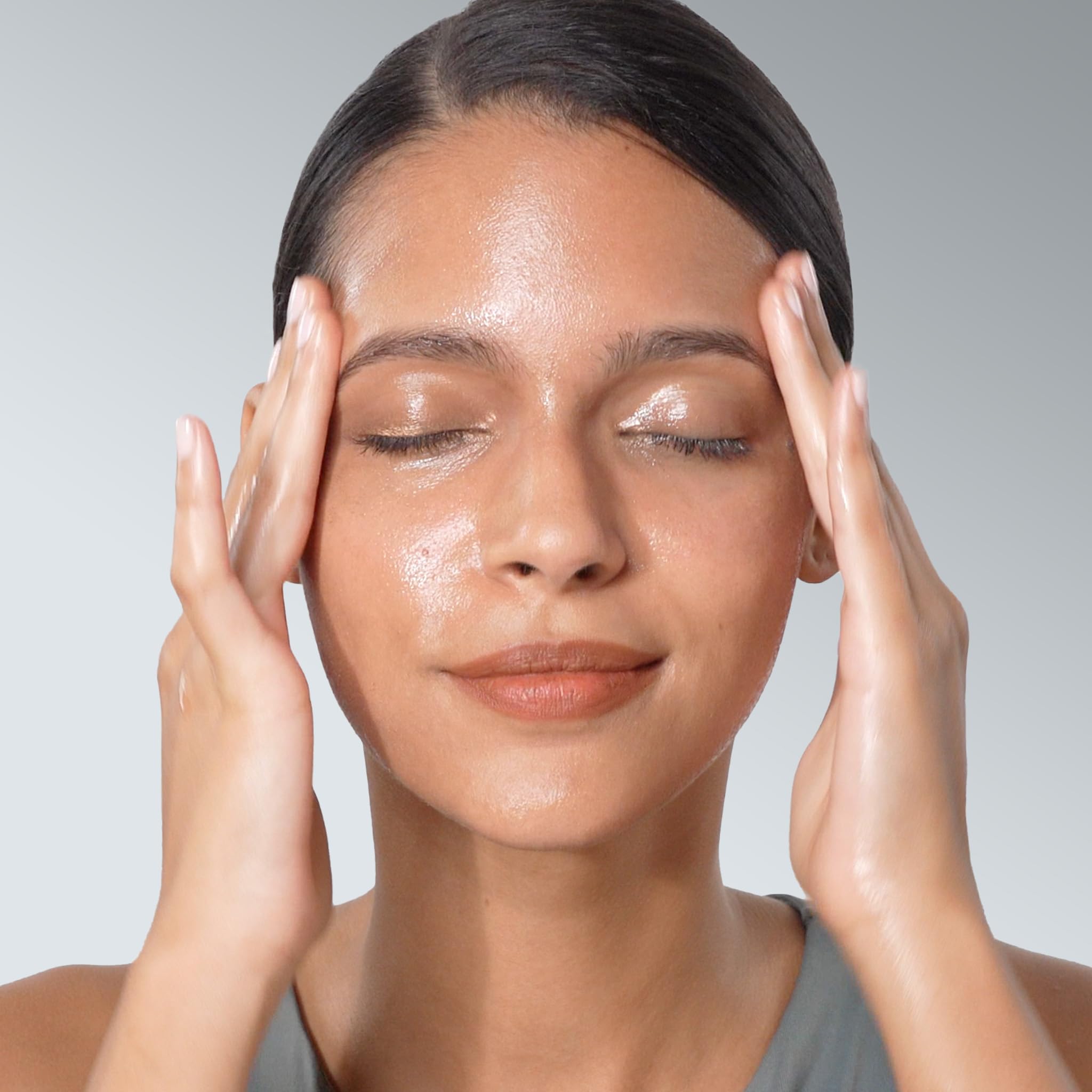 Julep vitamin e hydrating cleansing oil hand texture shows silky feel