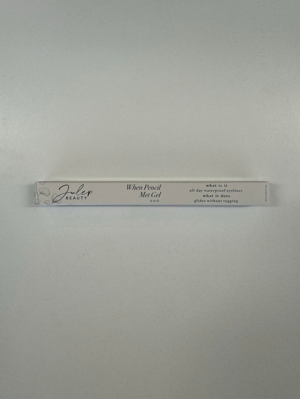 Julep When Pencil Met Gel tug-free tip for precise lines.