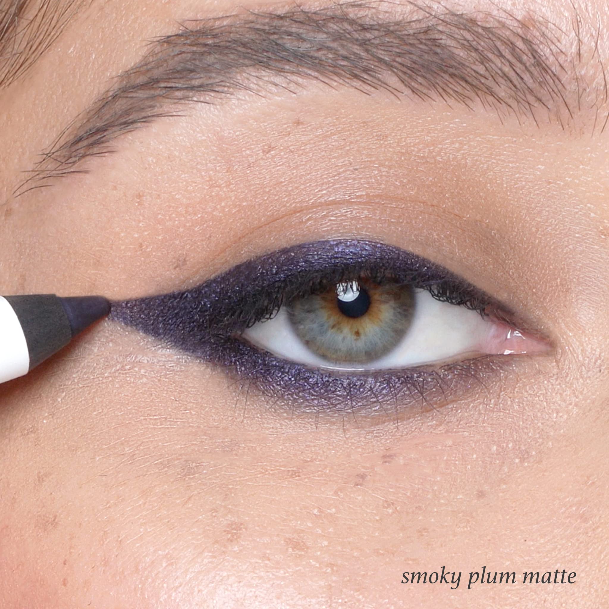 Julep When Pencil Met Gel waterproof formula resists sweat and humidity during workouts.