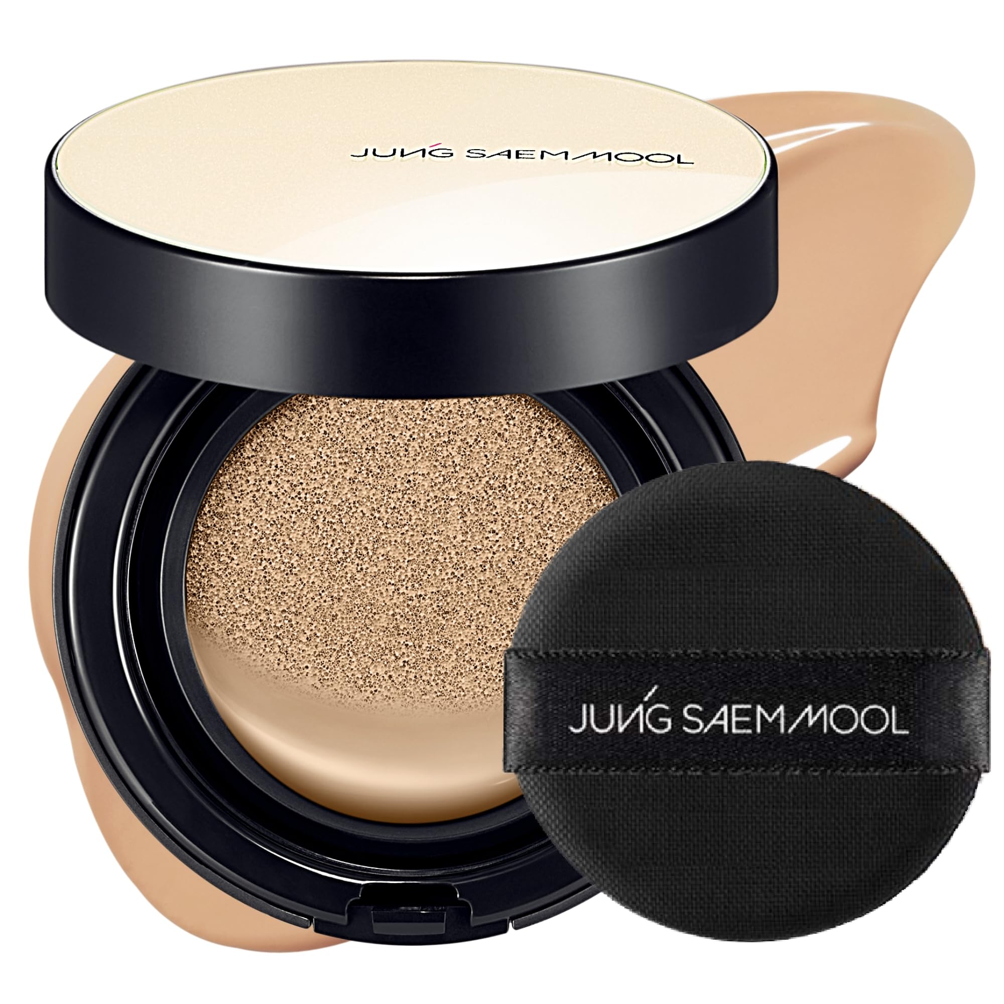 JUNG SAEM MOOL Essential Skin Nuder Cushion compact shows a natural radiant finish for everyday flawless skin.