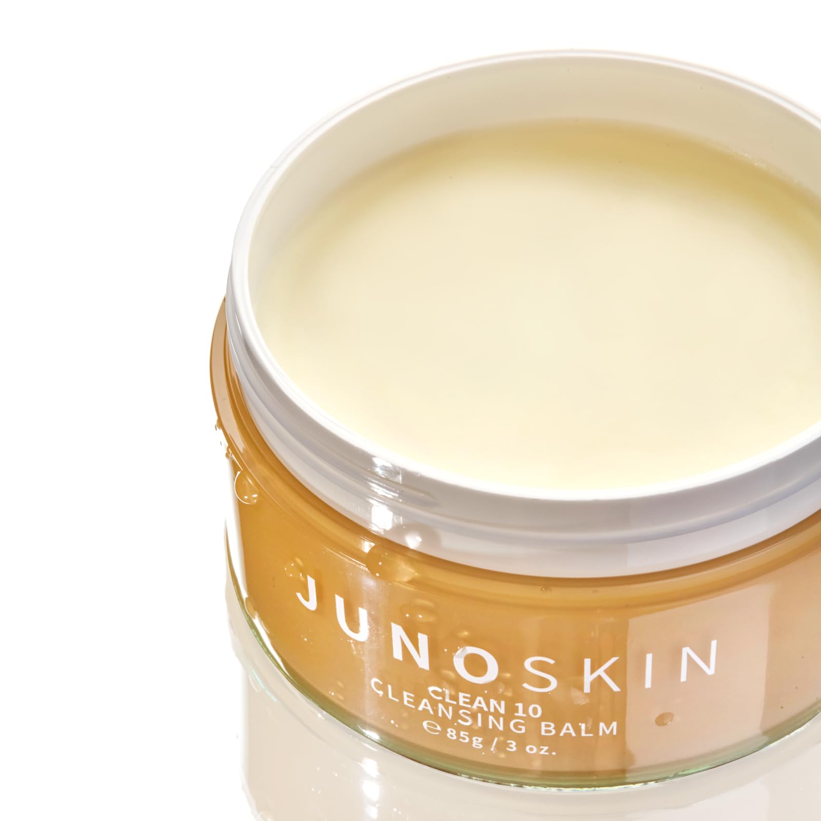 JUNO & Co Clean 10 balm packaging close-up highlights compact, recyclable jar design