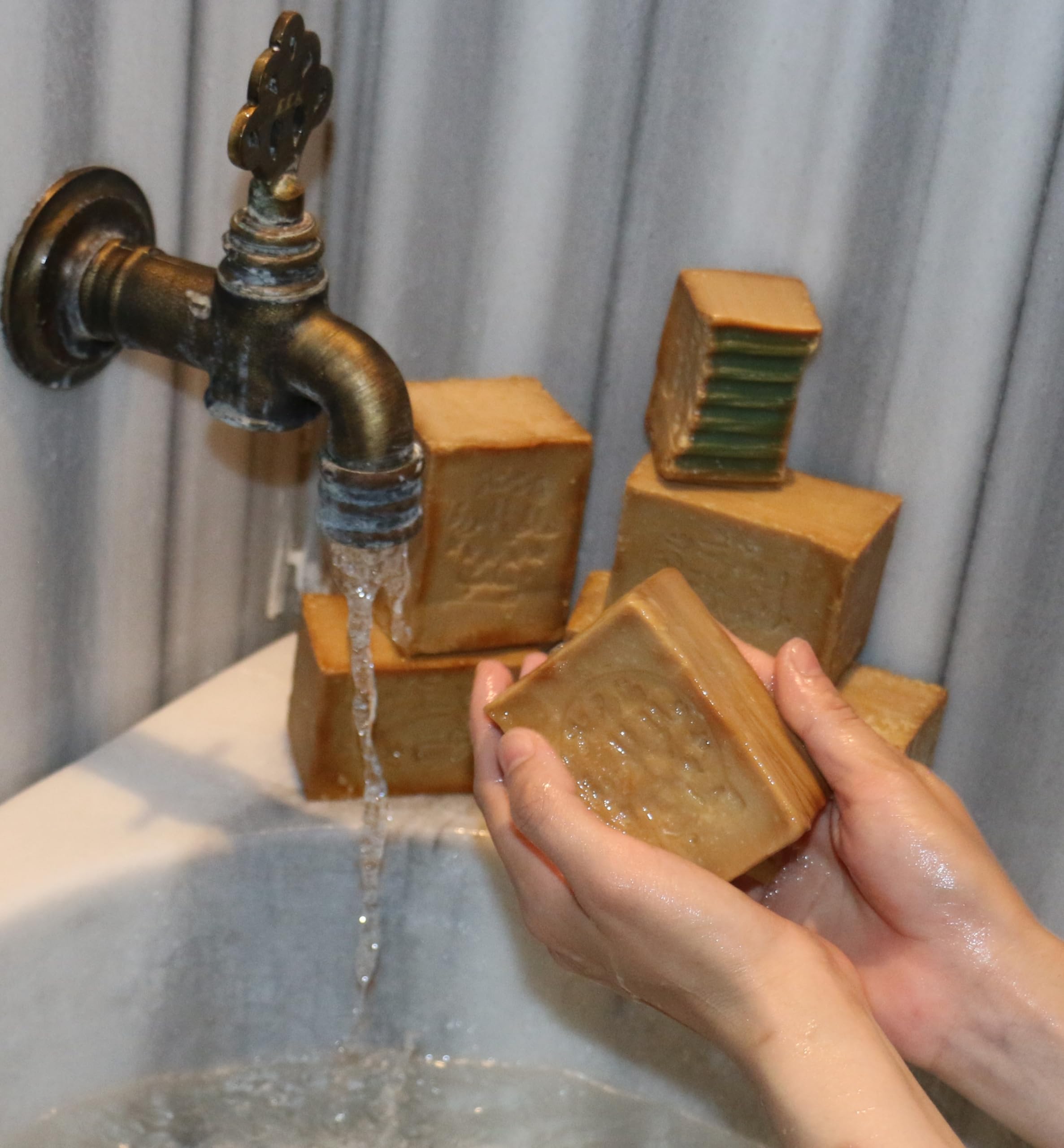 Traditional production label on JUSIZA Aleppo Soap