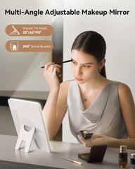 JUSRON detachable partitions in the makeup case enable customizable storage and cosmetics protection.