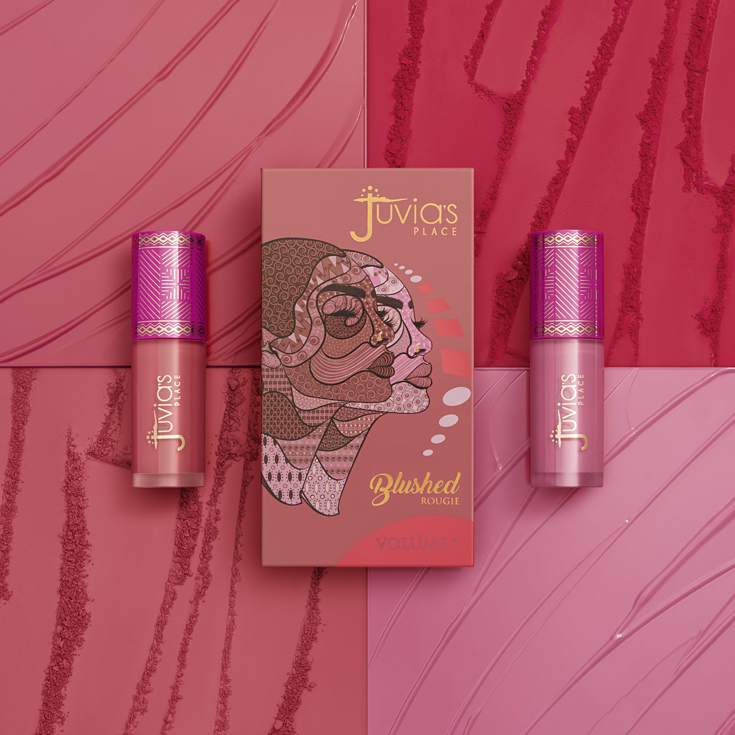 Acabado mate de Juvia's Place Blushed Duo Blush Volume5 para un look fresco todo el día.