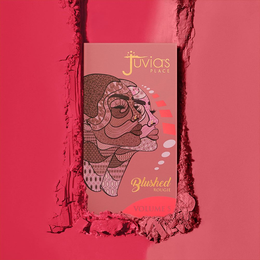 Deslizado suave de Juvia's Place Blushed Duo Blush Volume5 en las mejillas.