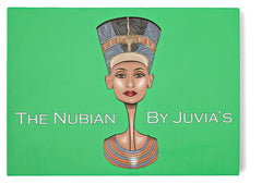 Juvia's Place Nubian paleta abierta mostrando la gama de pigmentos intensos.