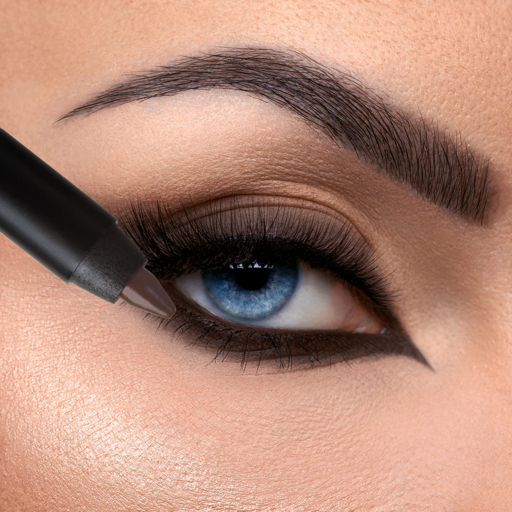 K7L Dark Brown Eyeliner packaging shows sleek design and precision.