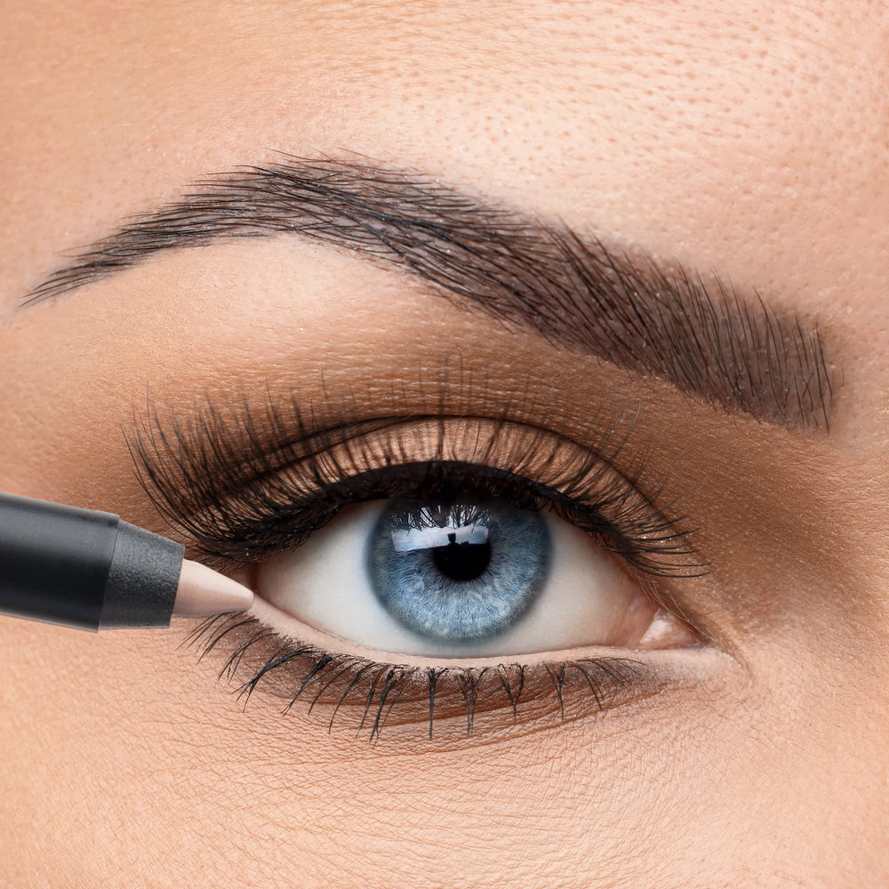 K7L Nude Eyeliner creamy nude swatches reveal natural enhancement and easy blending
