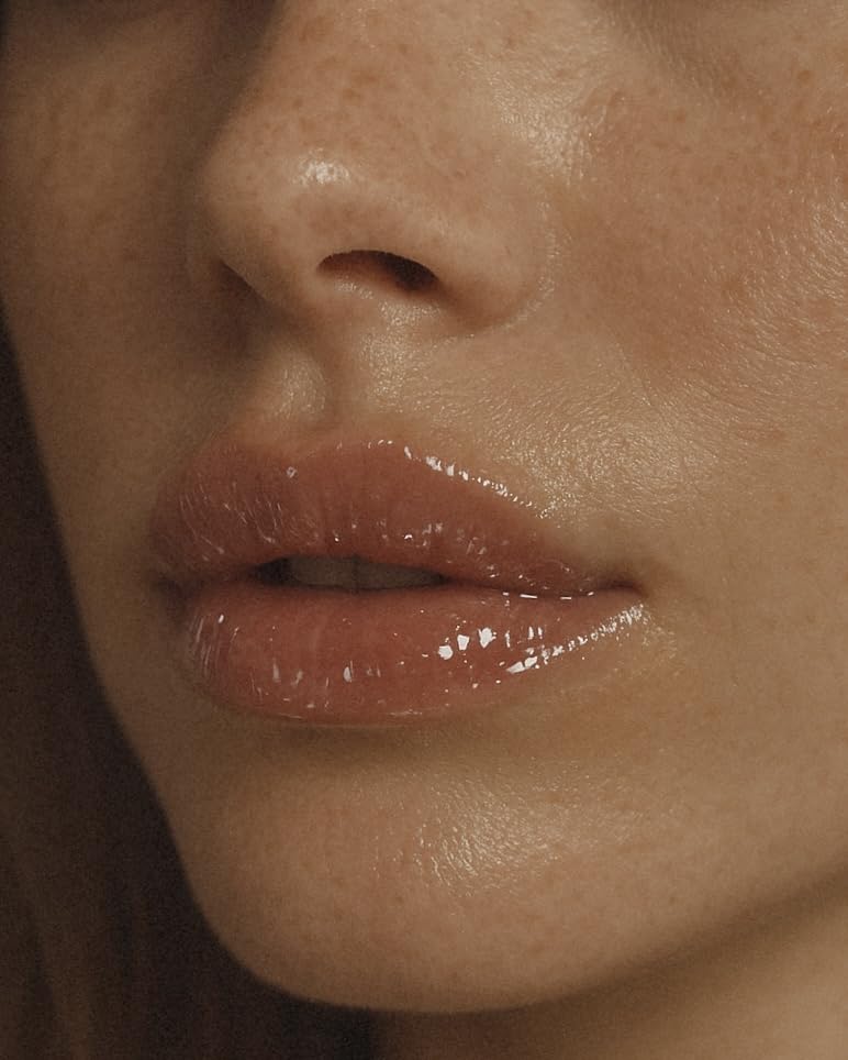 Kaiamala lip balm with hyaluronic acid offers lasting moisture on lips.