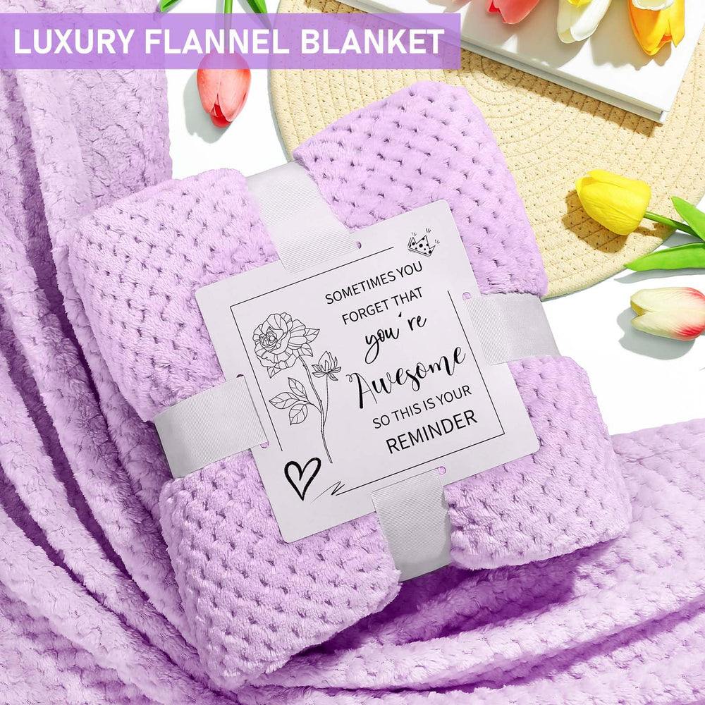 Kalokey honeysuckle bath bomb offers a relaxing spa-like bath at home