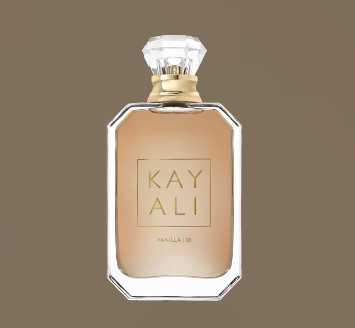 Kayali Vanilla 28 spray action demonstrates easy, even application.