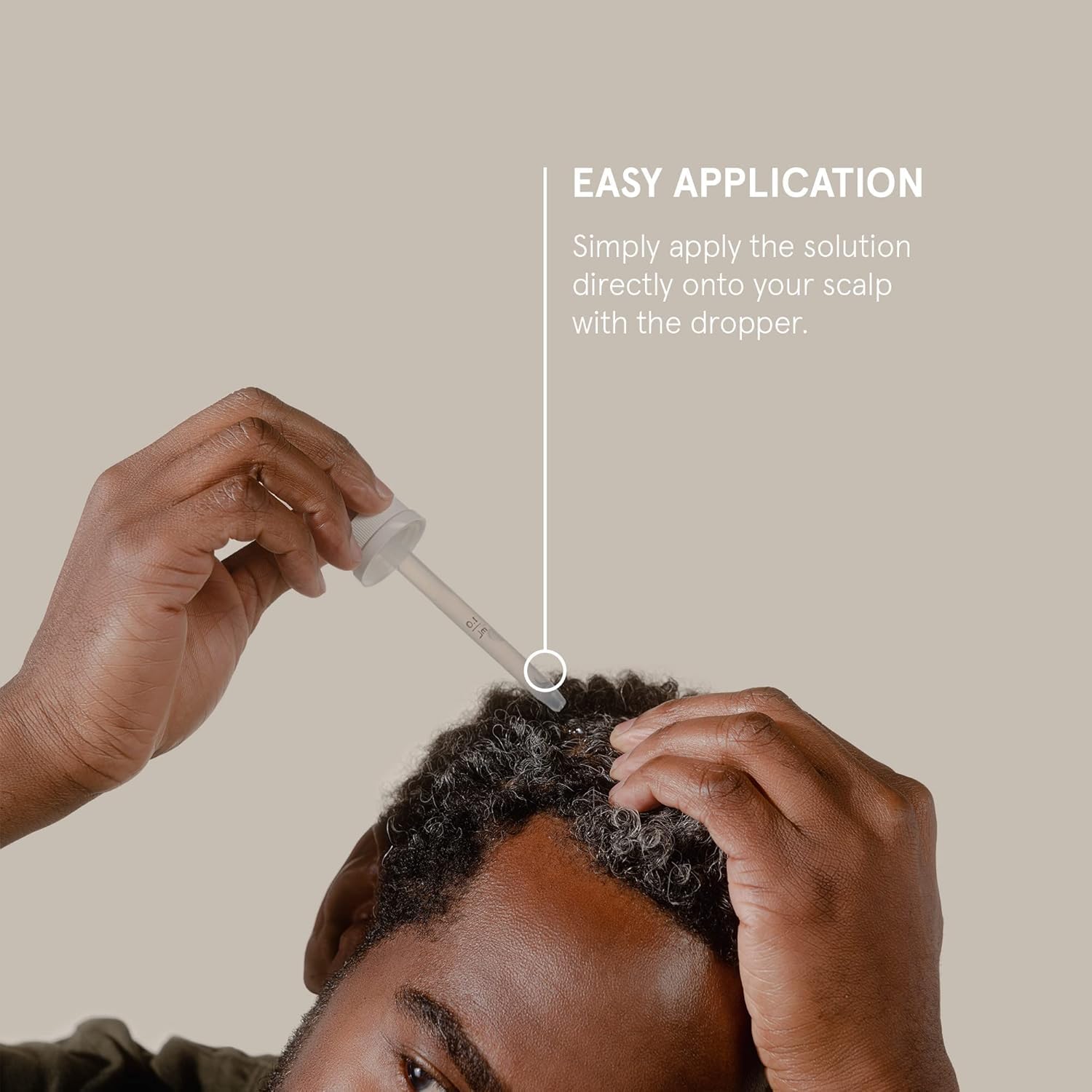 Keeps minoxidil packaging box delivery communicates convenient at‑home purchase.