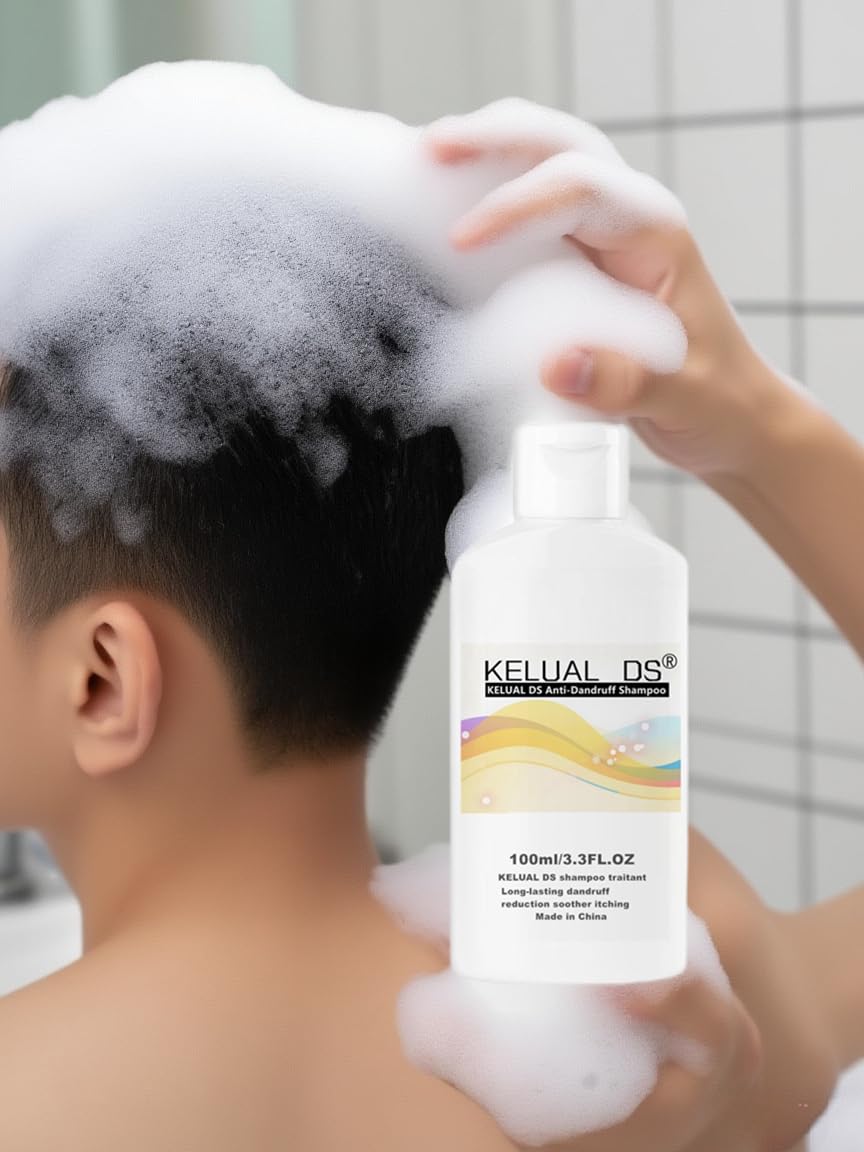 KELUAL DS shampoo rinse close-up with water droplets.