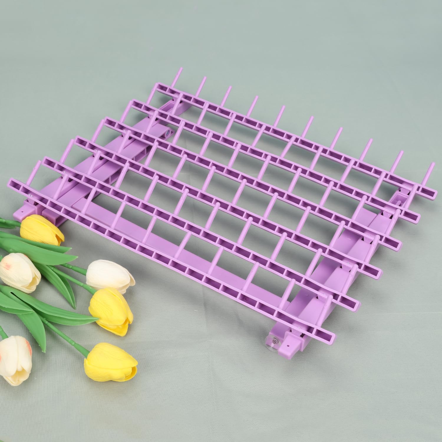 Kelukeya braid rack durable PP construction supports busy salons.