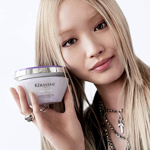 KÉRASTASE Blond Absolu Cicaextreme blonde-regimen — part of a complete care routine.