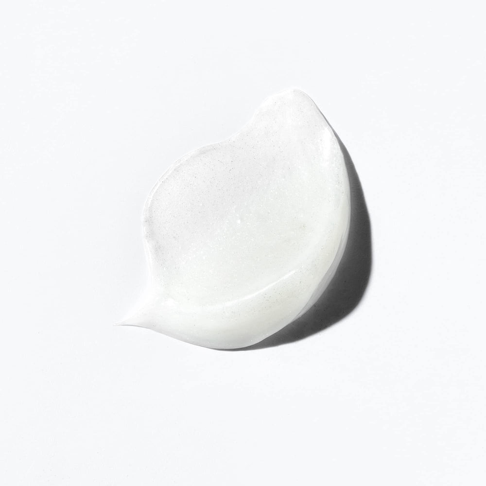 KÉRASTASE Beurre Haute Nutrition makes curls look shiny and defined.