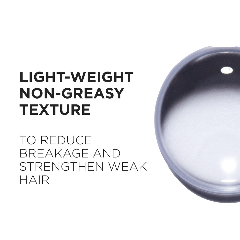 Fondant Renforcateur conditioner bottle for strengthened hair conditioning
