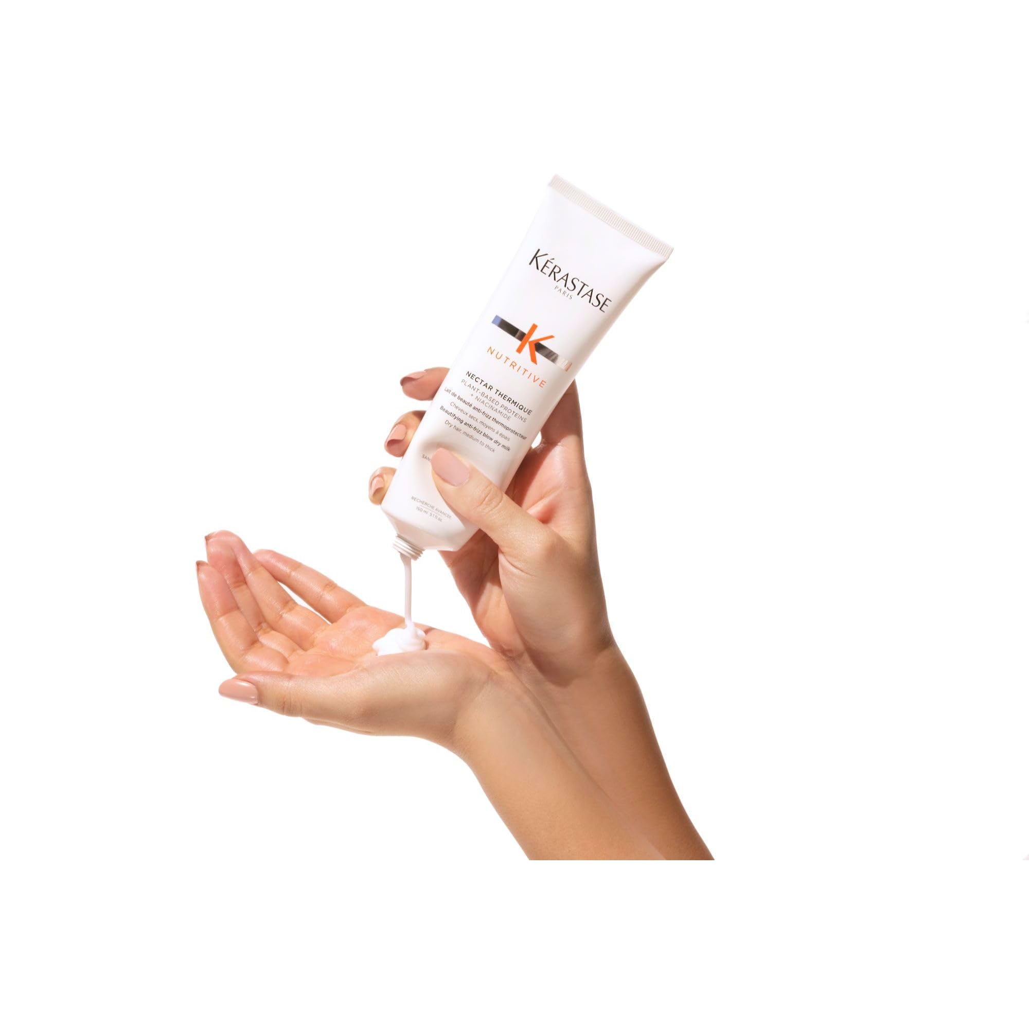 Kérastase Nectar Thermique detangling action promotes smooth, manageable hair.
