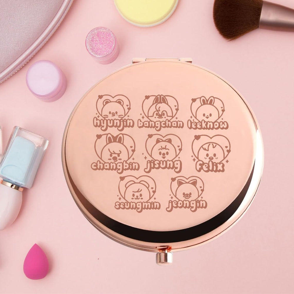 KEYCHIN Hyunjin-themed pocket mirror as a fan keepsake or gift