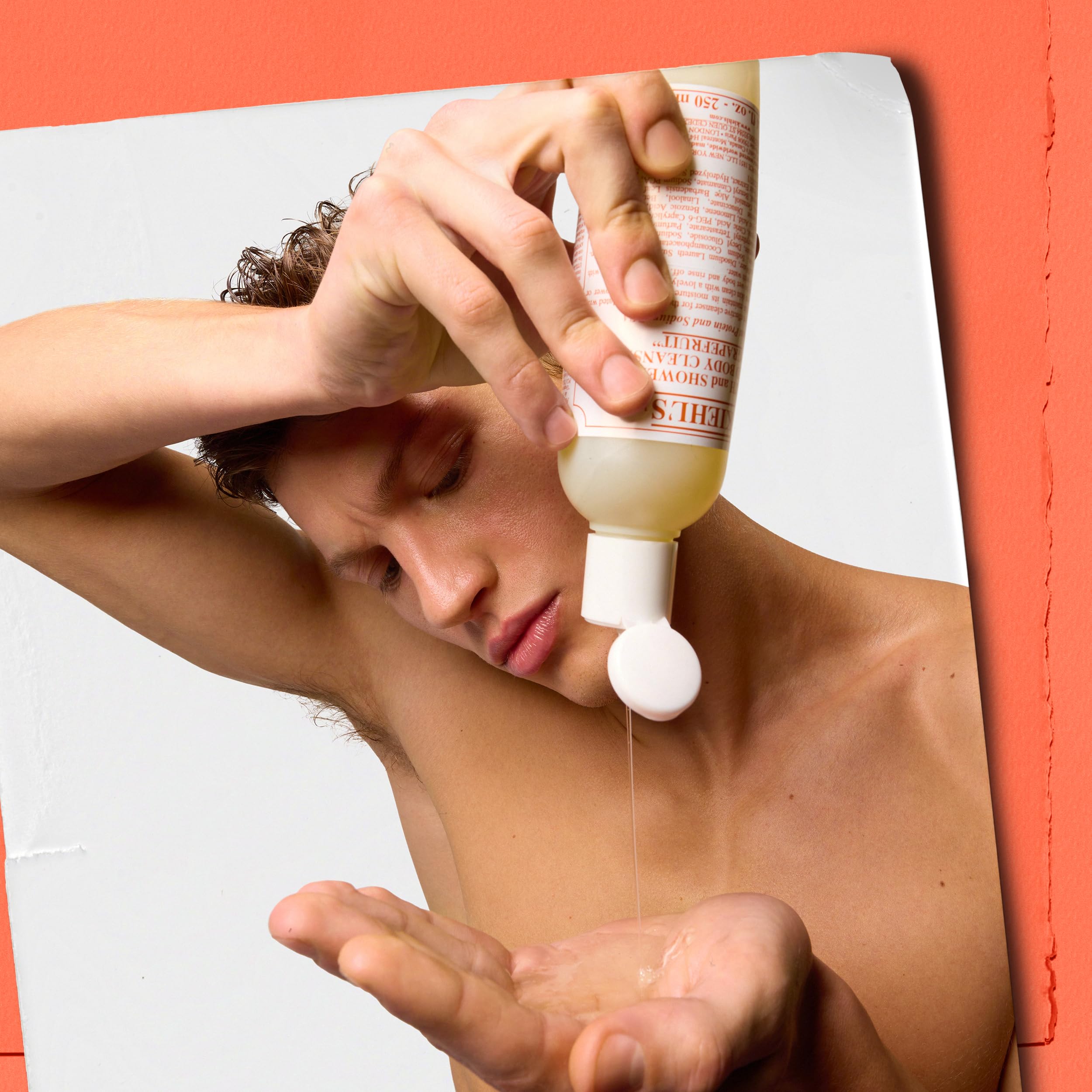 Kiehl's Grapefruit body cleanser on skin illustrates conditioning and moisture balance.
