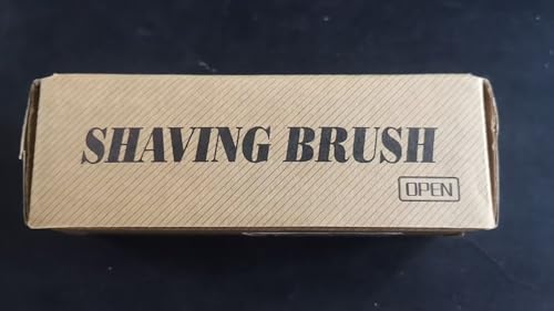 KIKC natural badger bristle captures moisture for rich lather