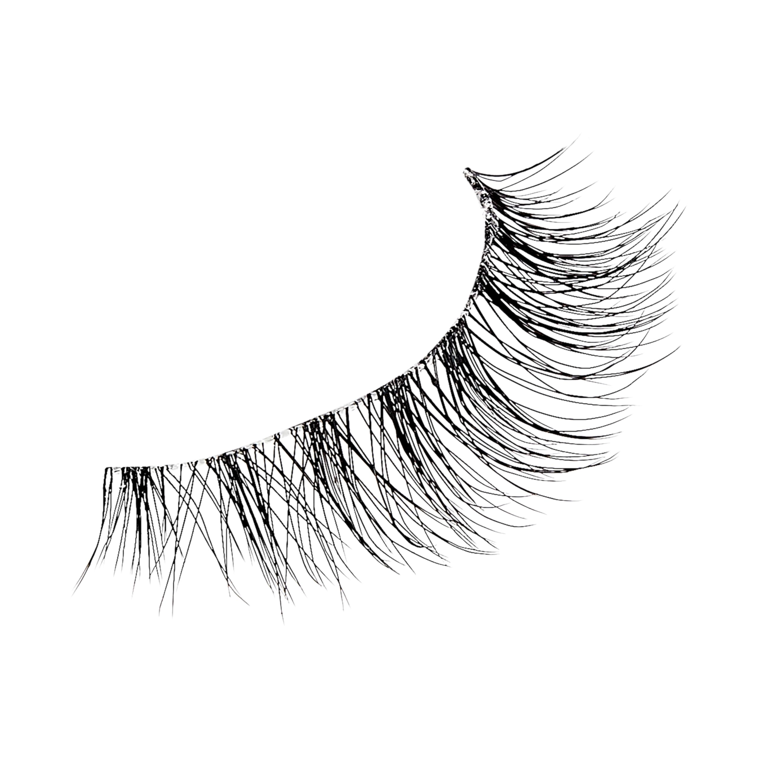 KISS Pearl Earring subtle wispy lashes deliver a barely-there, wide-eyed effect.