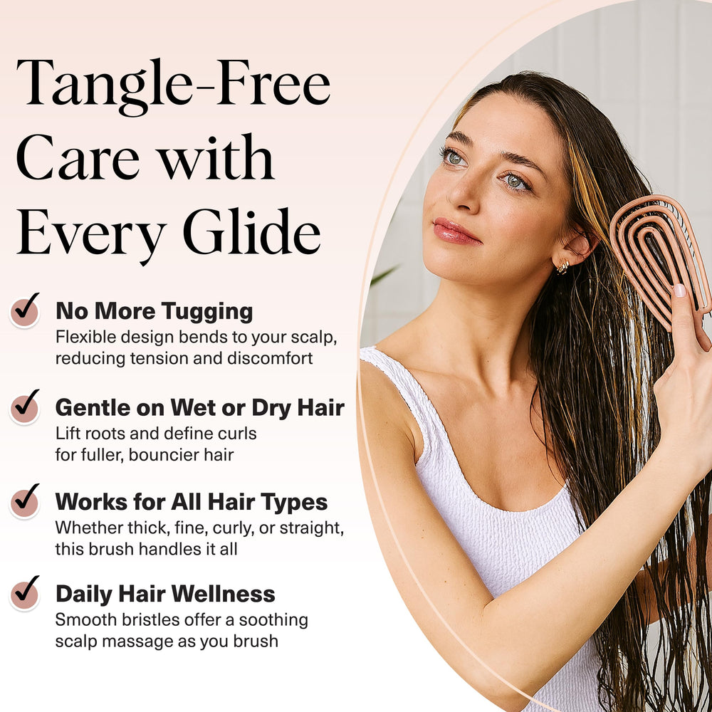Kitsch Detangler Brush ultra-smooth bristles reducing snagging during brushing.