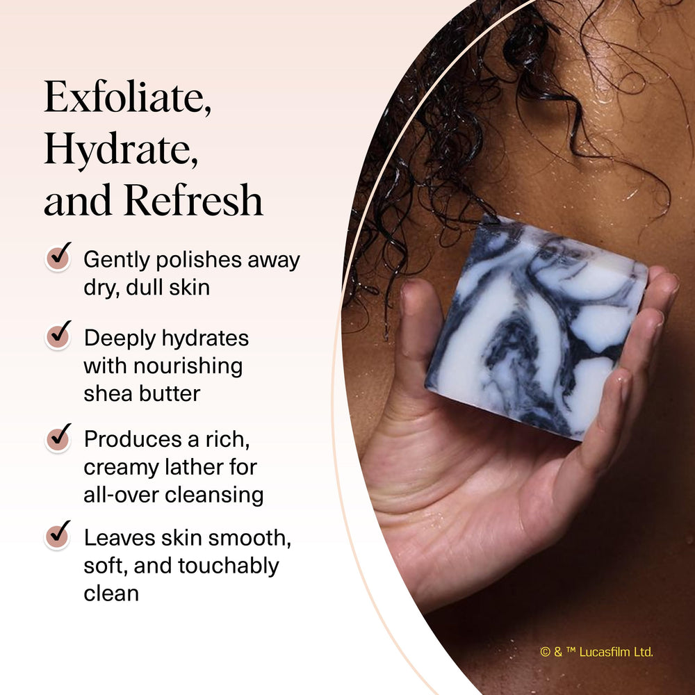 Kitsch exfoliante corporal vegano con ingredientes vegetales, pulido suave para piel sensible.