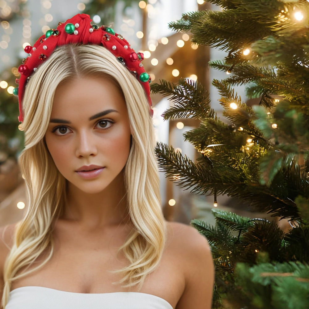 Koeilay elastic-backed headband provides a secure fit that stays in place during celebrations.