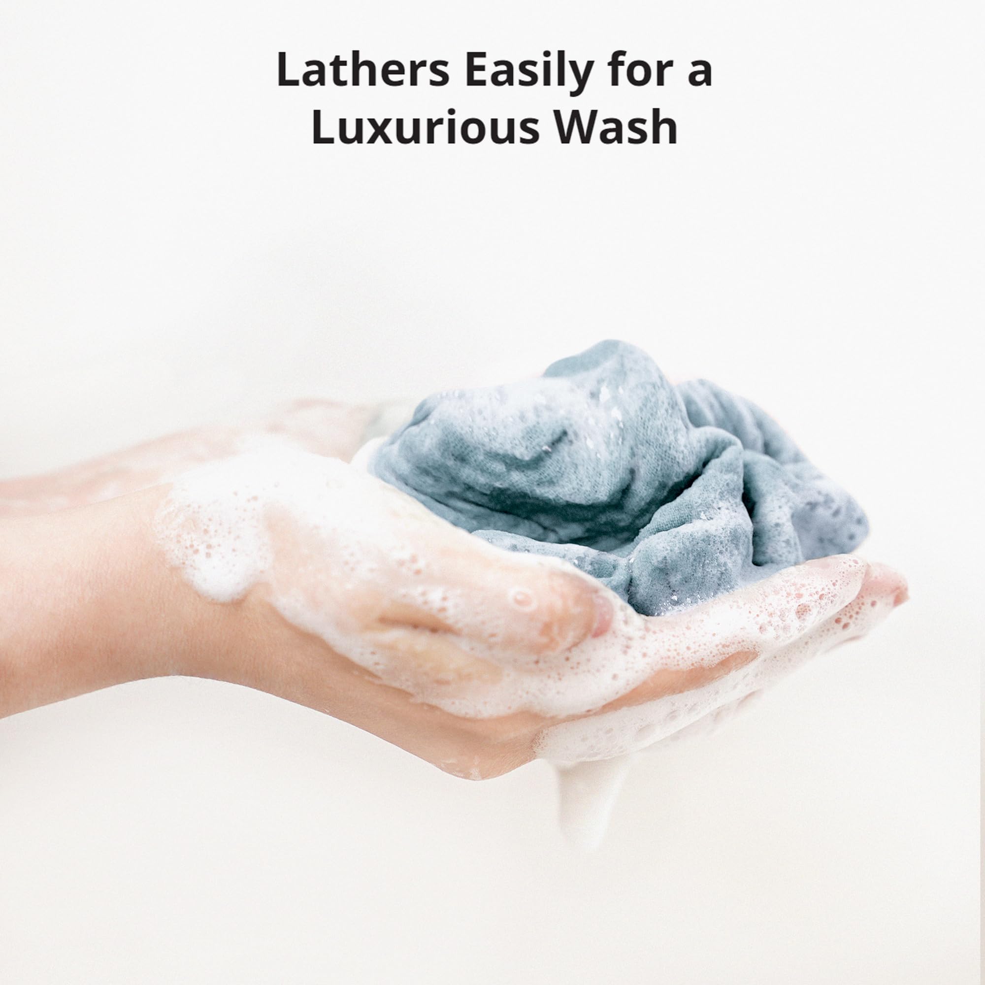 Konssy ultra-soft washcloth close-up emphasizing absorbent texture for thorough cleansing.