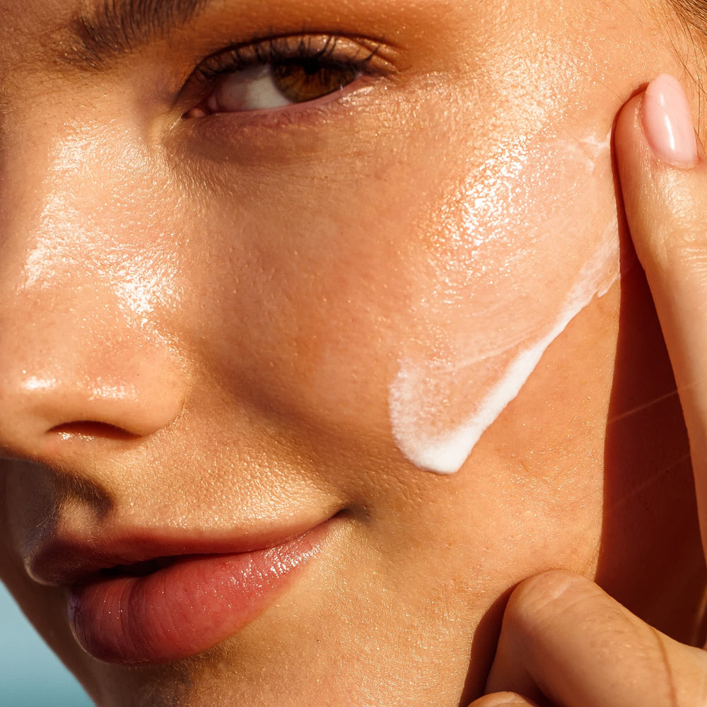 Kopari Face Shield with raspberry seed oil for antioxidant protection.