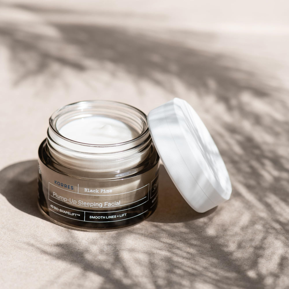KORRES ingredient image showing polyphenols and hyaluronic acid for hydration