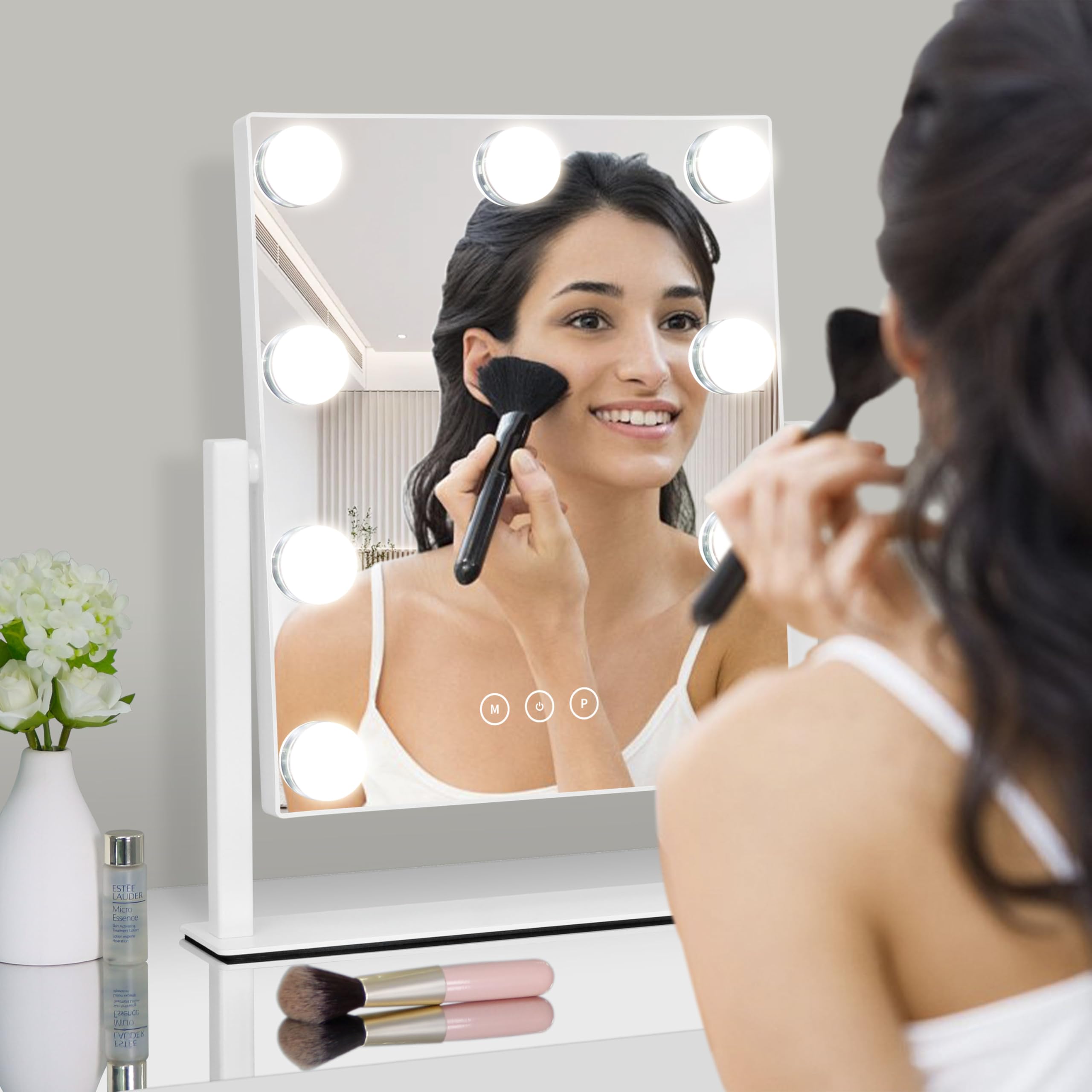 Kotdning lighted vanity mirror makes a thoughtful gift for beauty lovers.