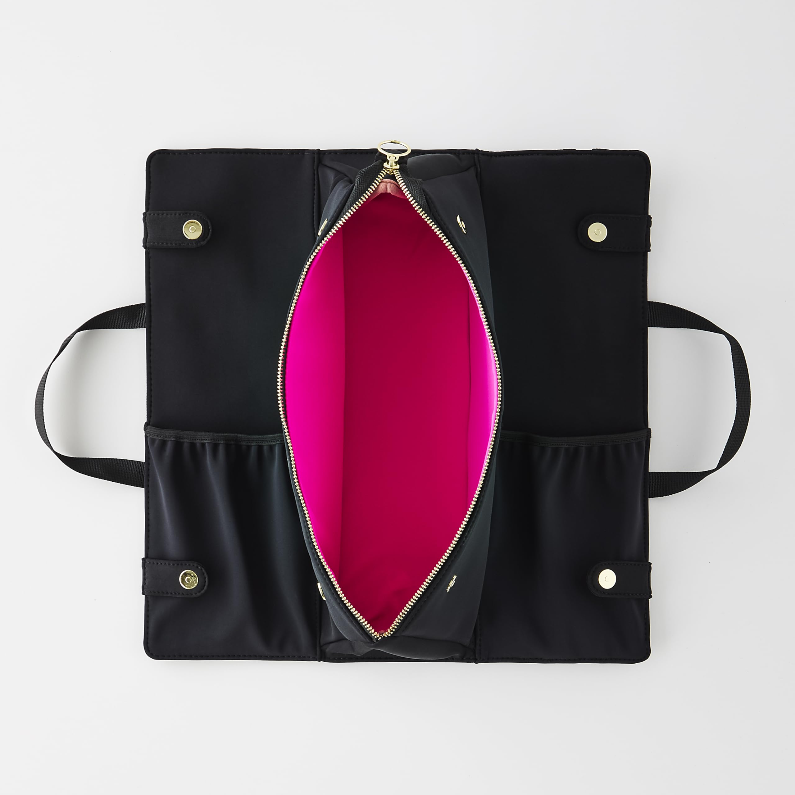 KUSSHI hair tools bag neoprene material is soft yet durable.