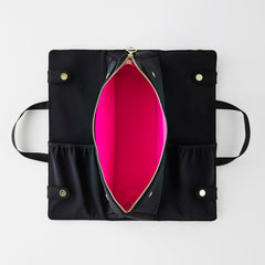 KUSSHI hair tools bag neoprene material is soft yet durable.
