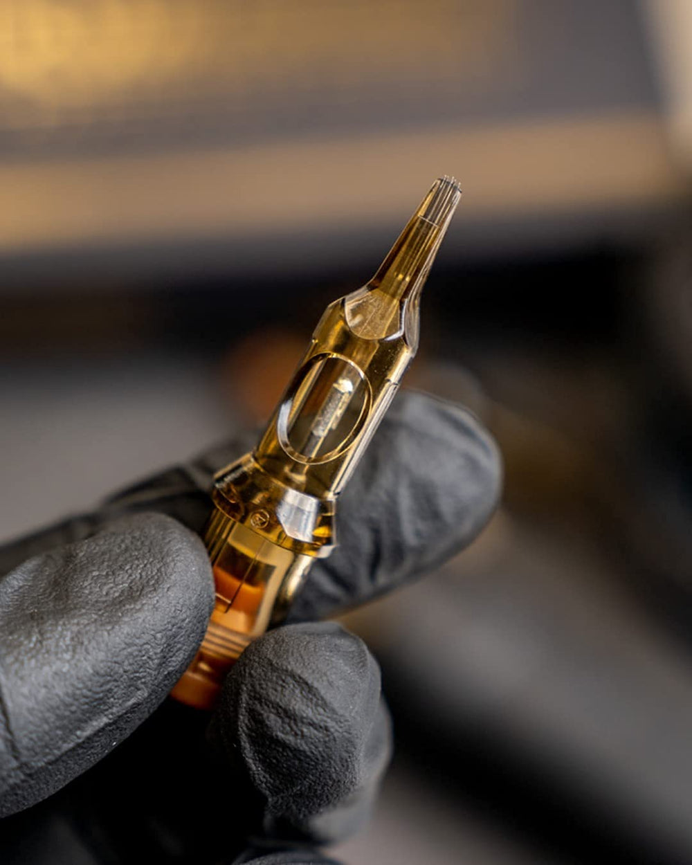 Kwadron packaging showcasing disposable cartridge design and reliability.